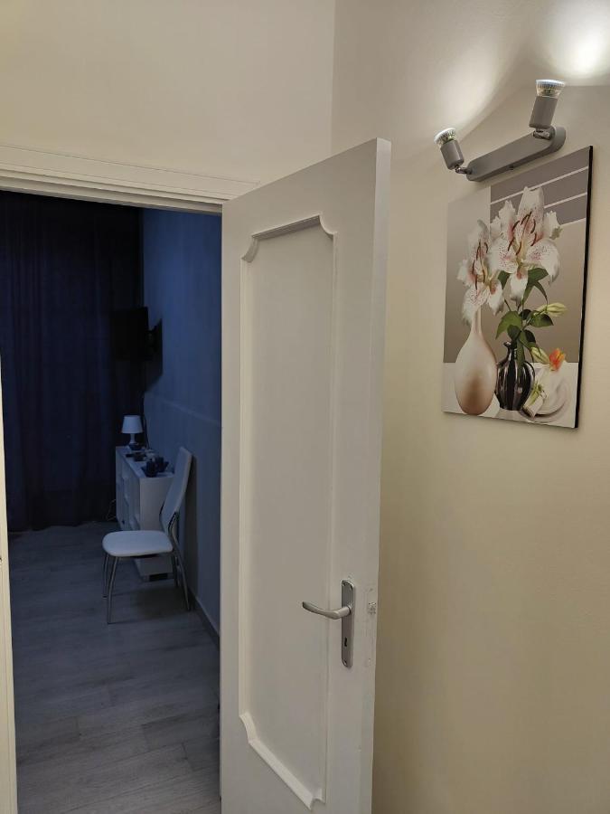 Apartments For Rent カターニア エクステリア 写真